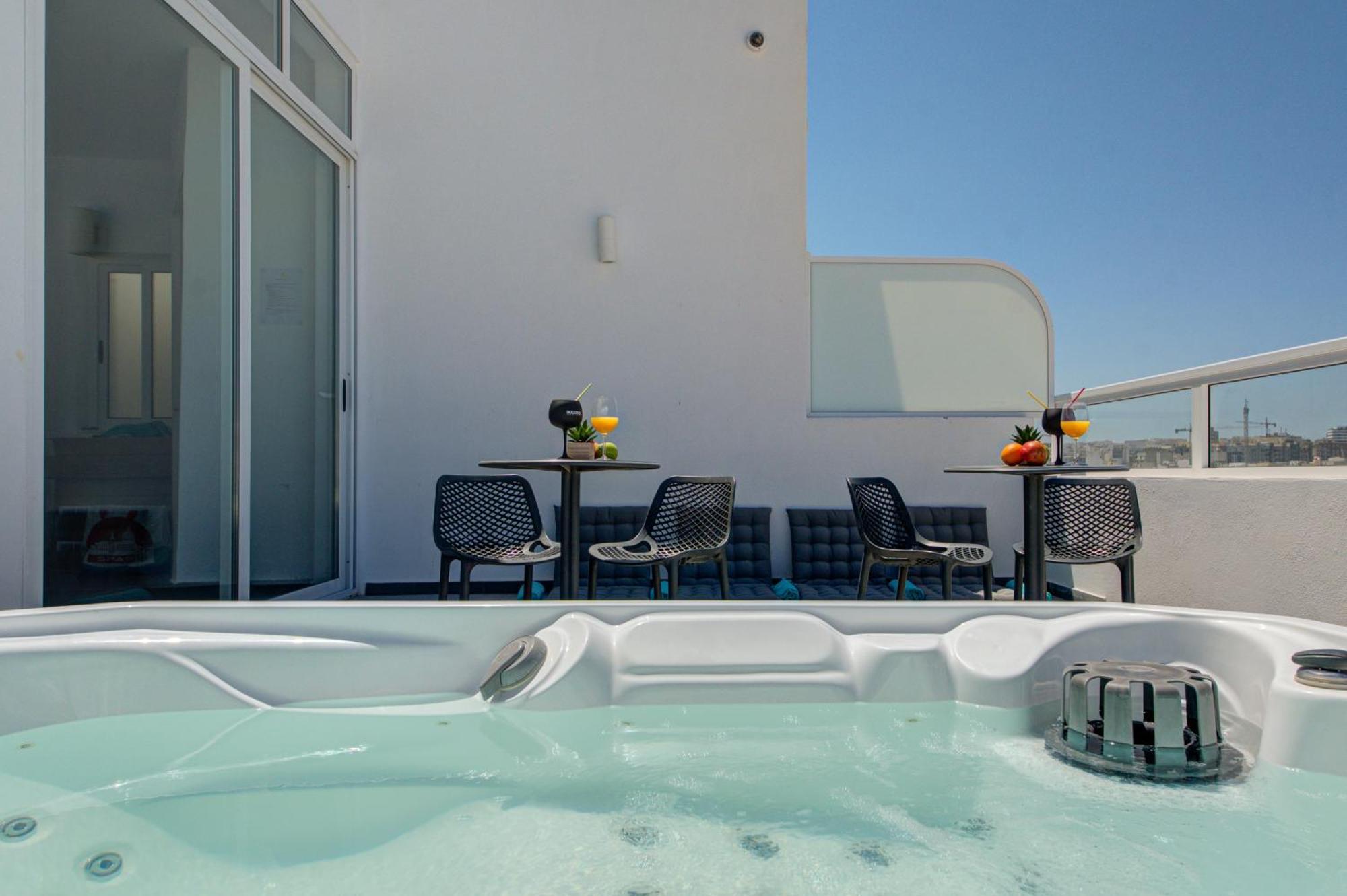 Gzira Marina Suites & Apartments - Self Catering - By Tritoni Hotels מראה חיצוני תמונה